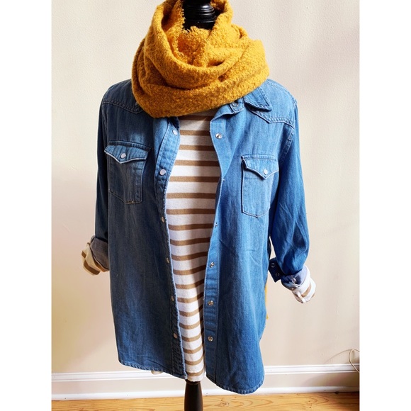 NWOT Western Button Down { Jean } - Picture 4 of 8